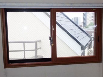 内窓インプラスを取り付けて冷気をシャットダウン! 内窓インプラスを取り付けて冷気をシャットダウン!